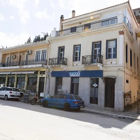 Enalios #2- Spacious Flat In The Heart Of Town Apartmán *