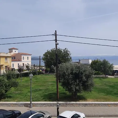 Enalios #2- Spacious Flat In The Heart Of Town * ギシオ