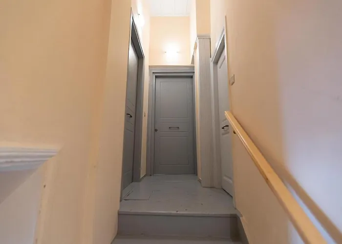 Enalios #2- Spacious Flat In The Heart Of Town アパート